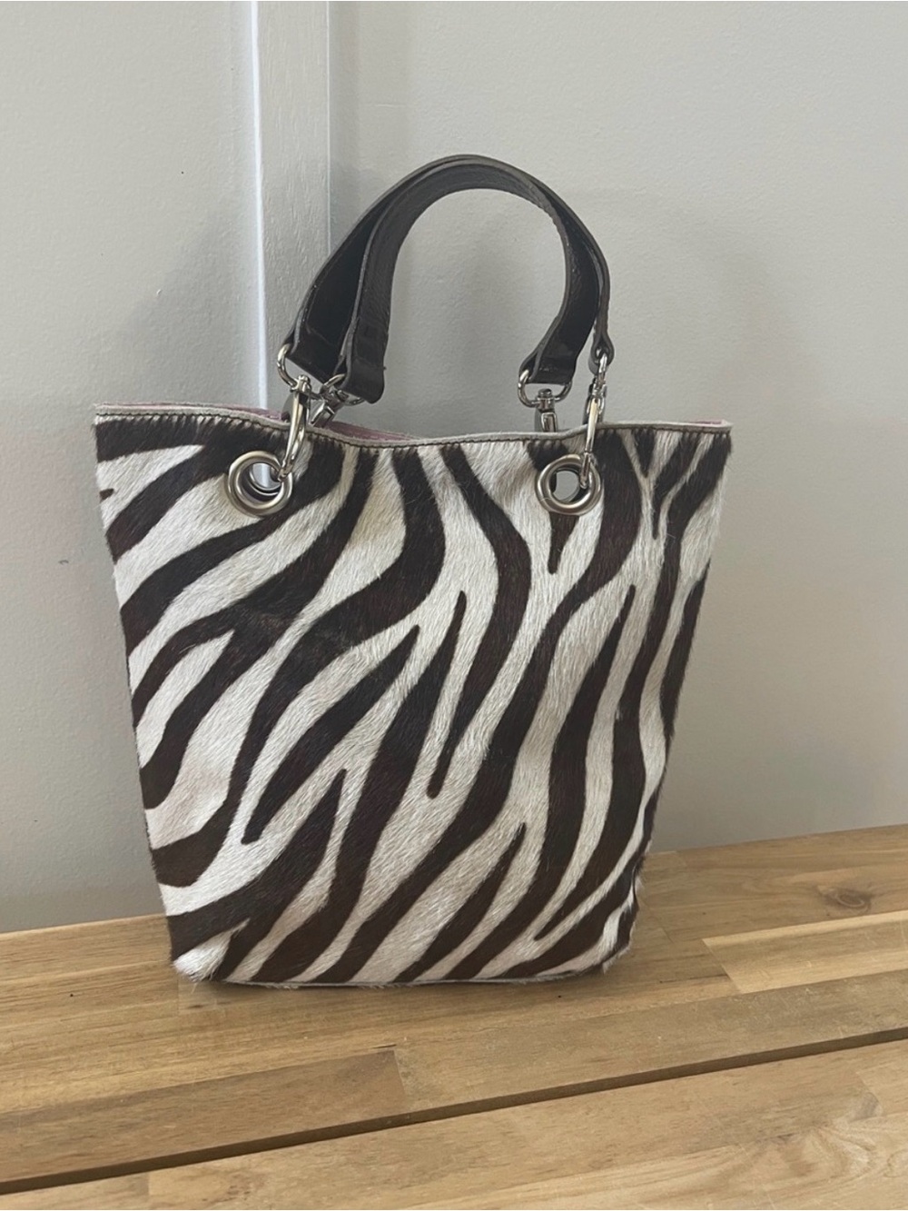 Maurizio Taiuti Genuine Cowhide Zebra-Print Tote Bag - Black & White EUC